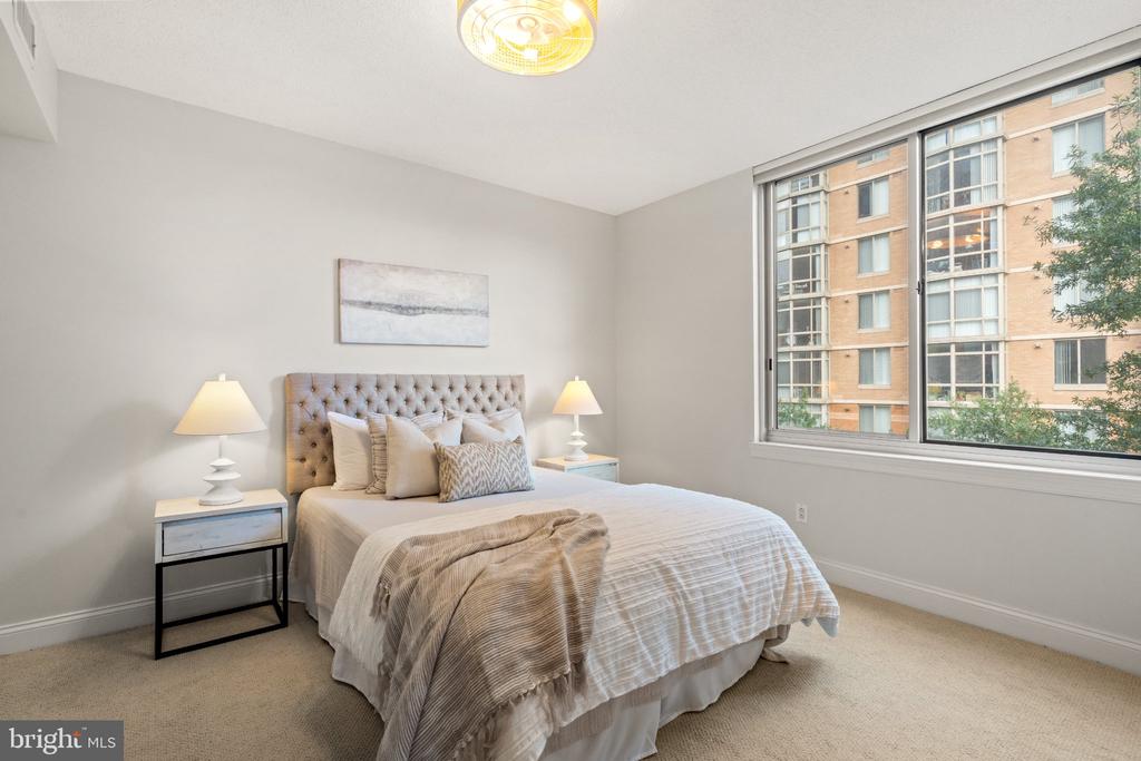1020 N HIGHLAND STREET Unit: 403
