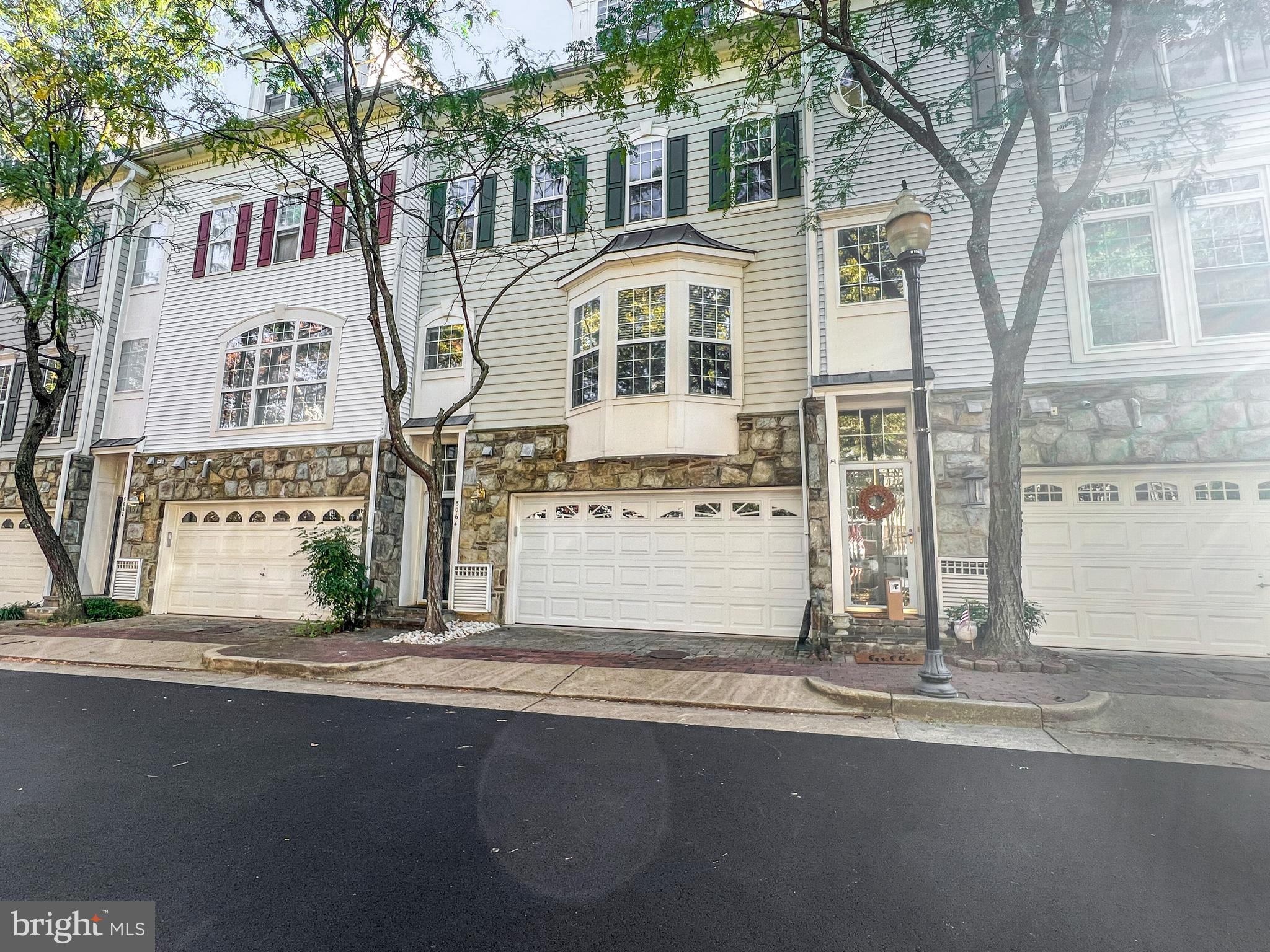 5064 Minda COURT