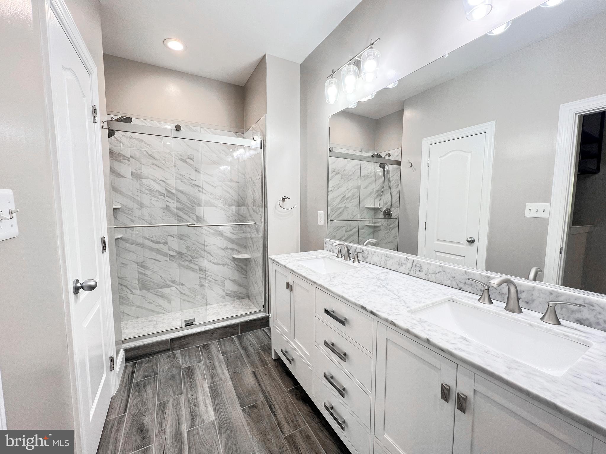 5064 Minda COURT