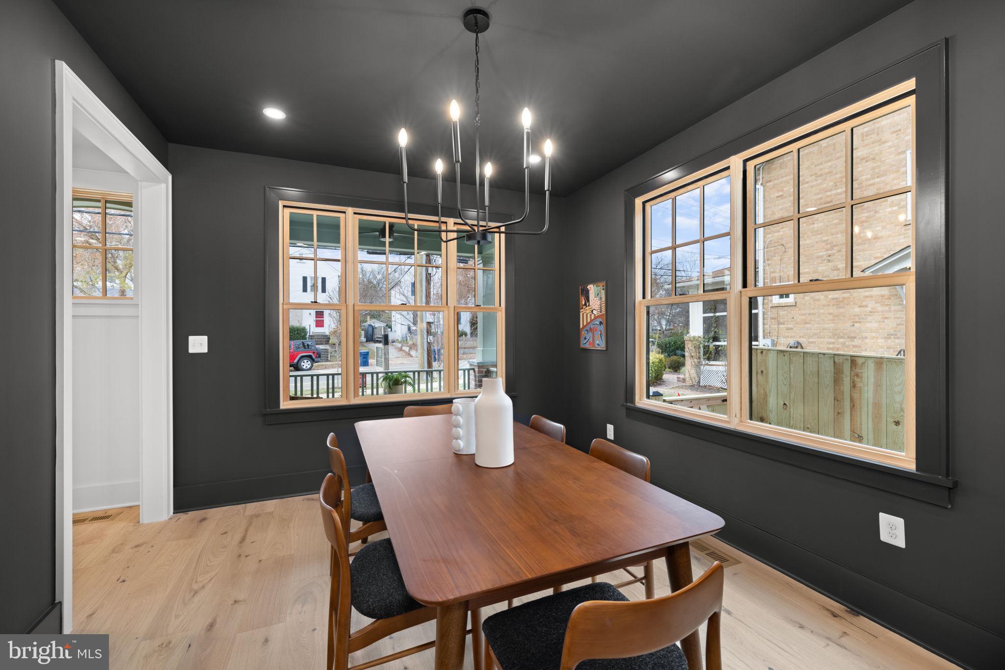 803 Russell ROAD