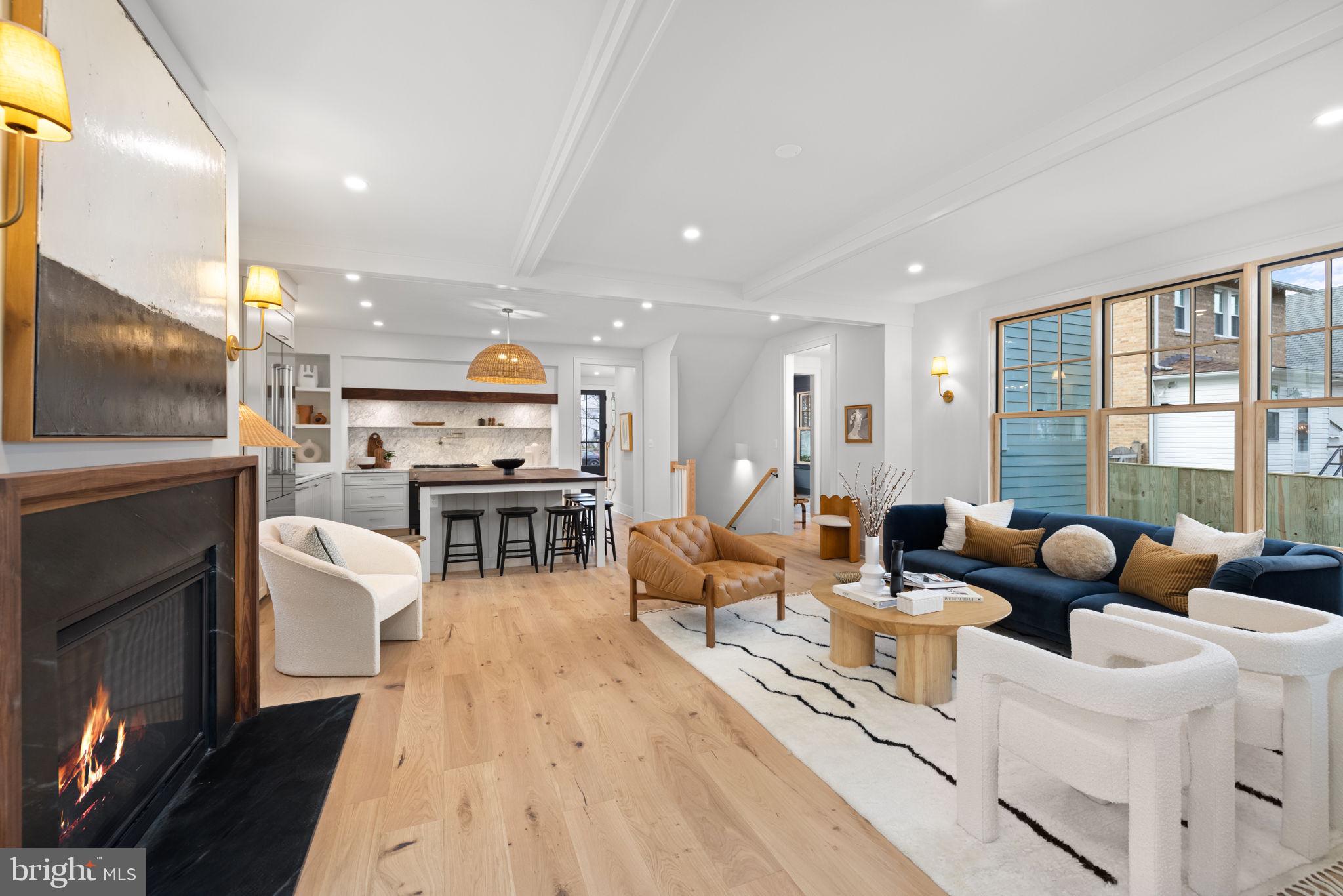 803 Russell ROAD