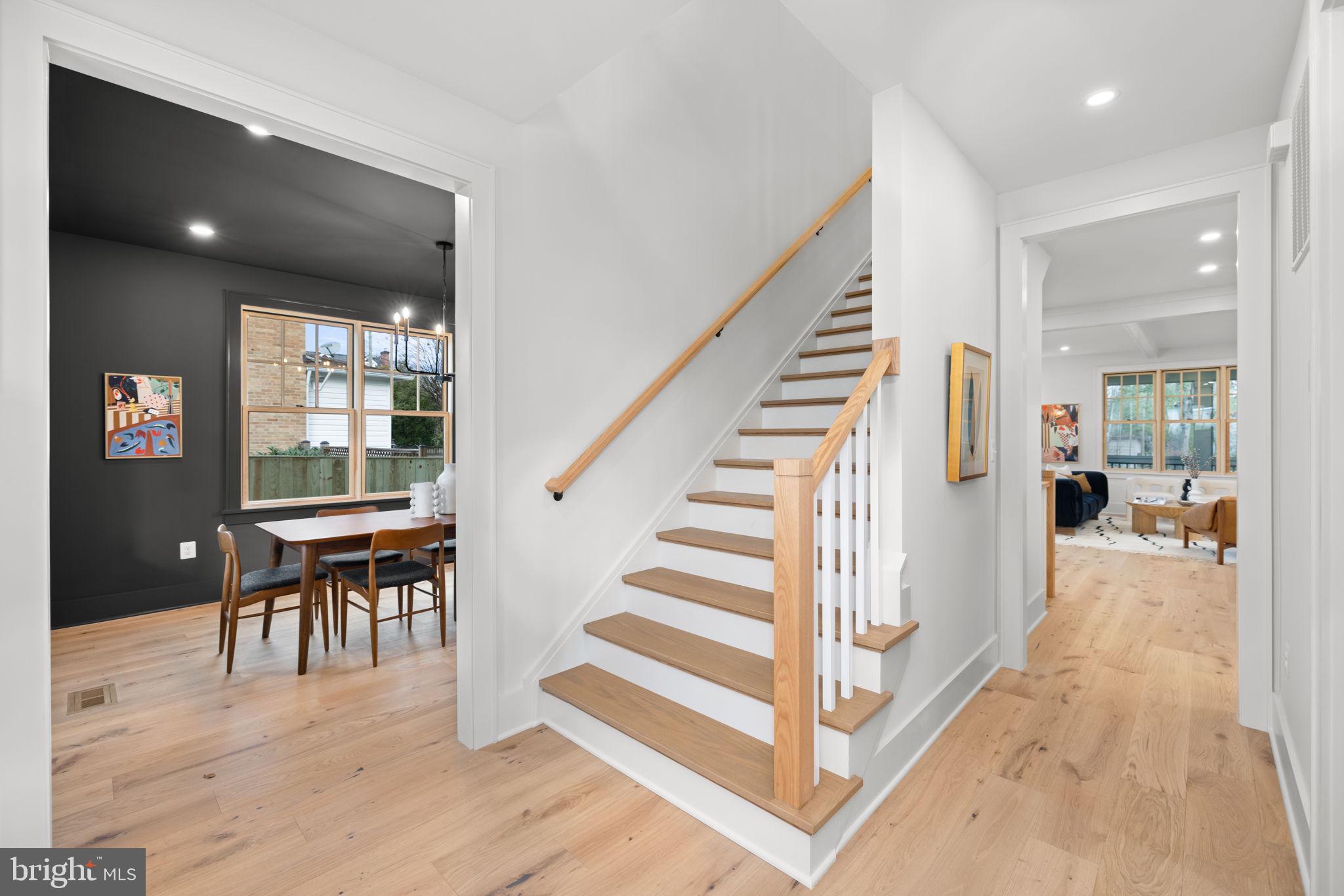803 Russell ROAD