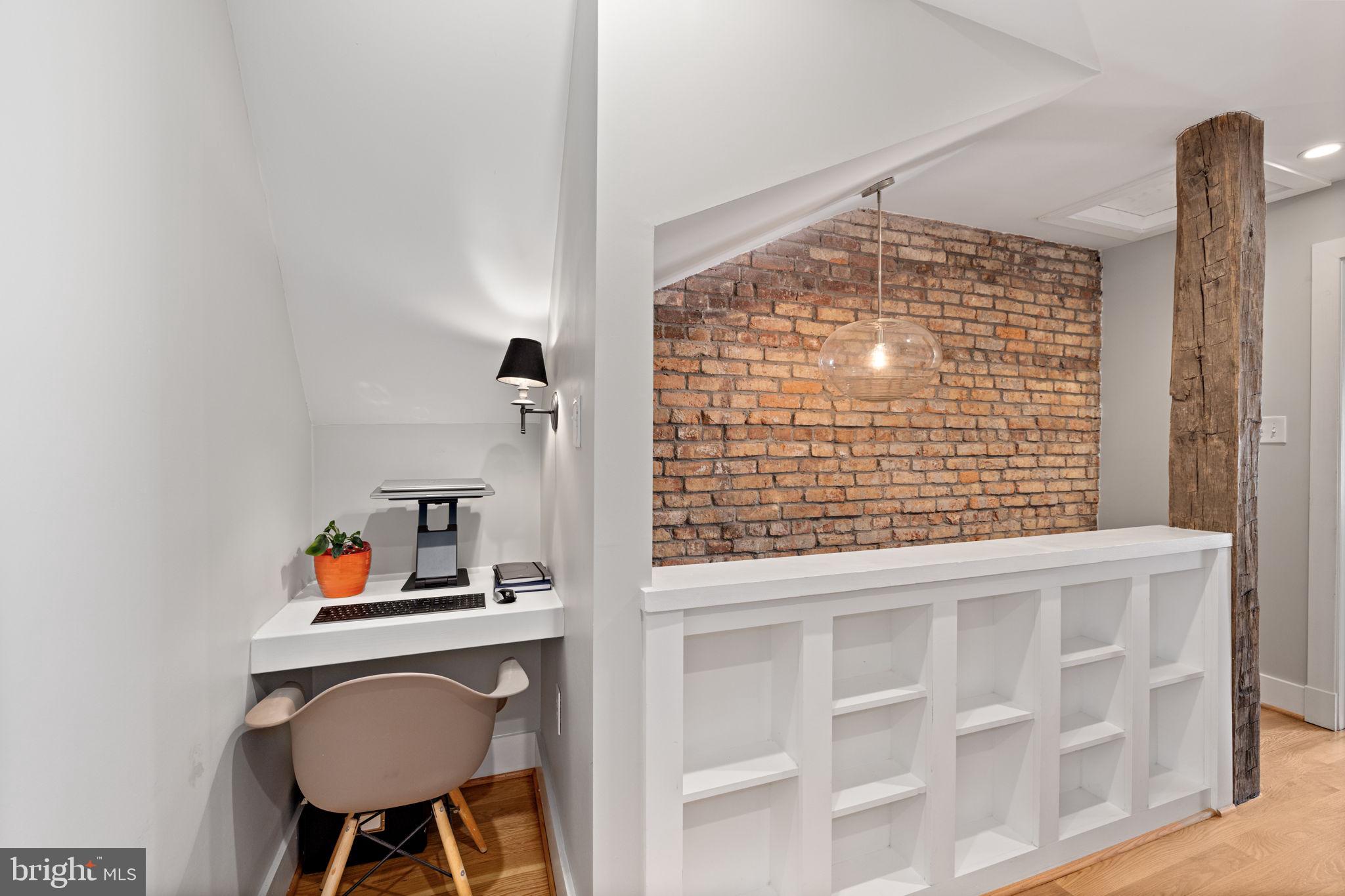 601 S Saint Asaph St S