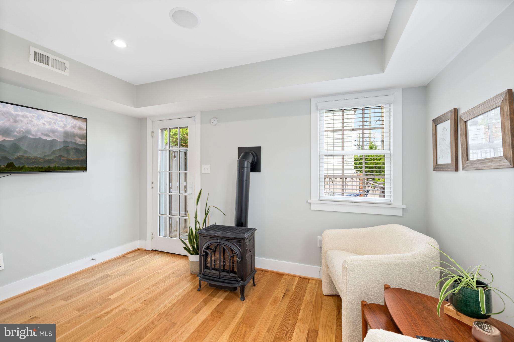 601 S Saint Asaph St S