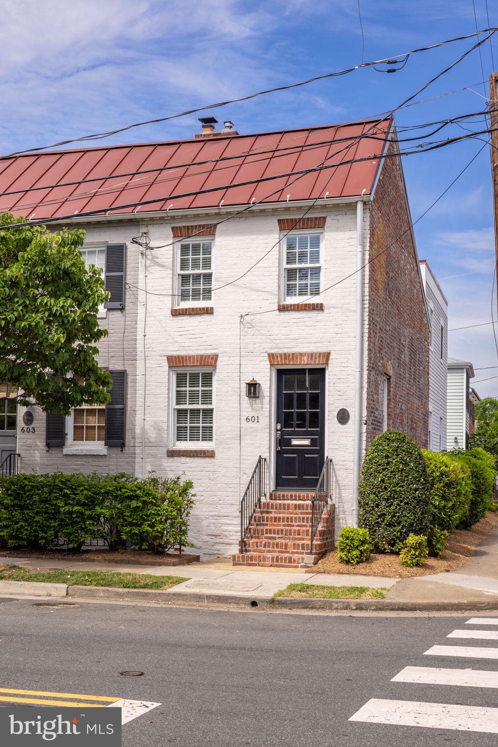 601 S Saint Asaph St S