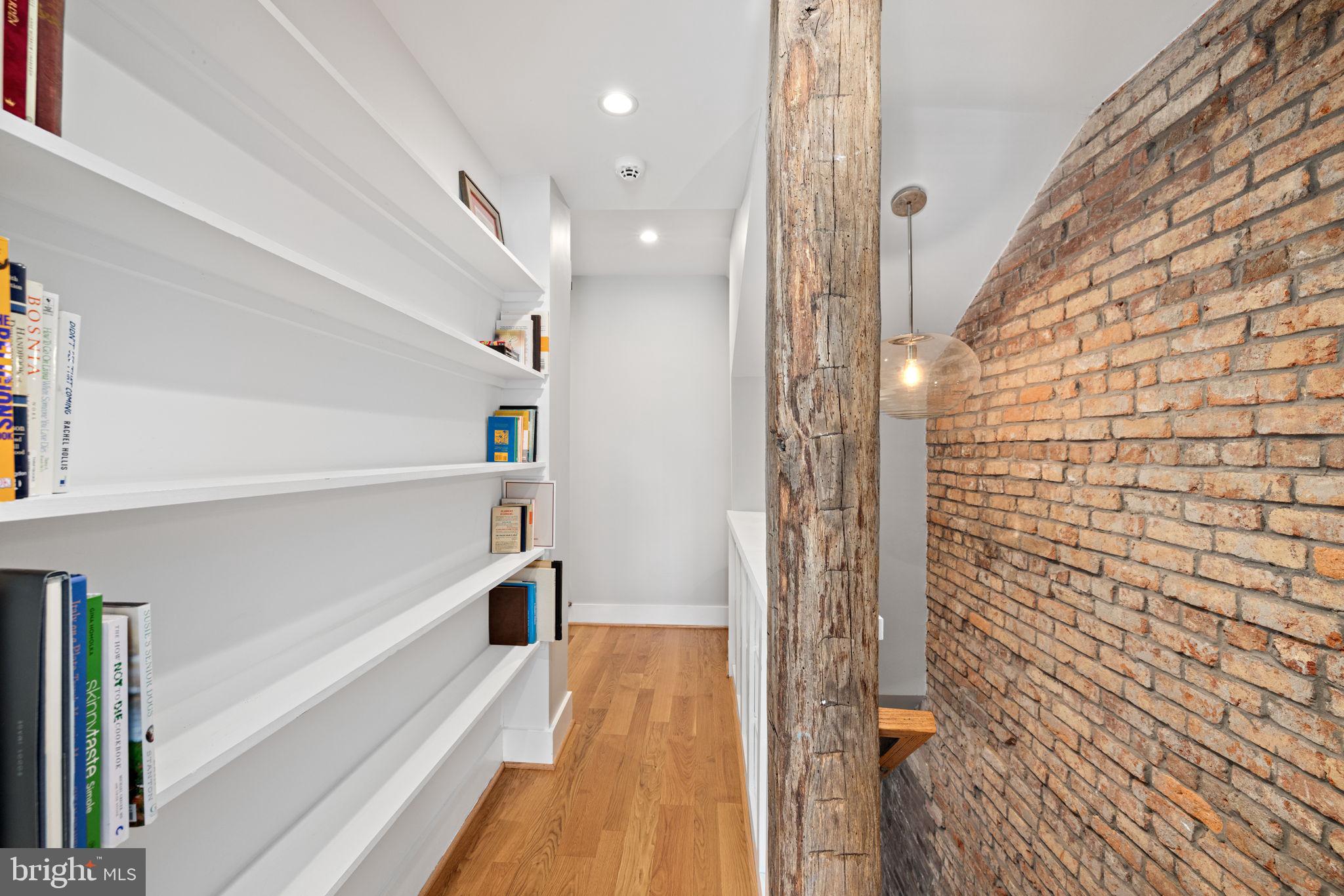 601 S Saint Asaph St S