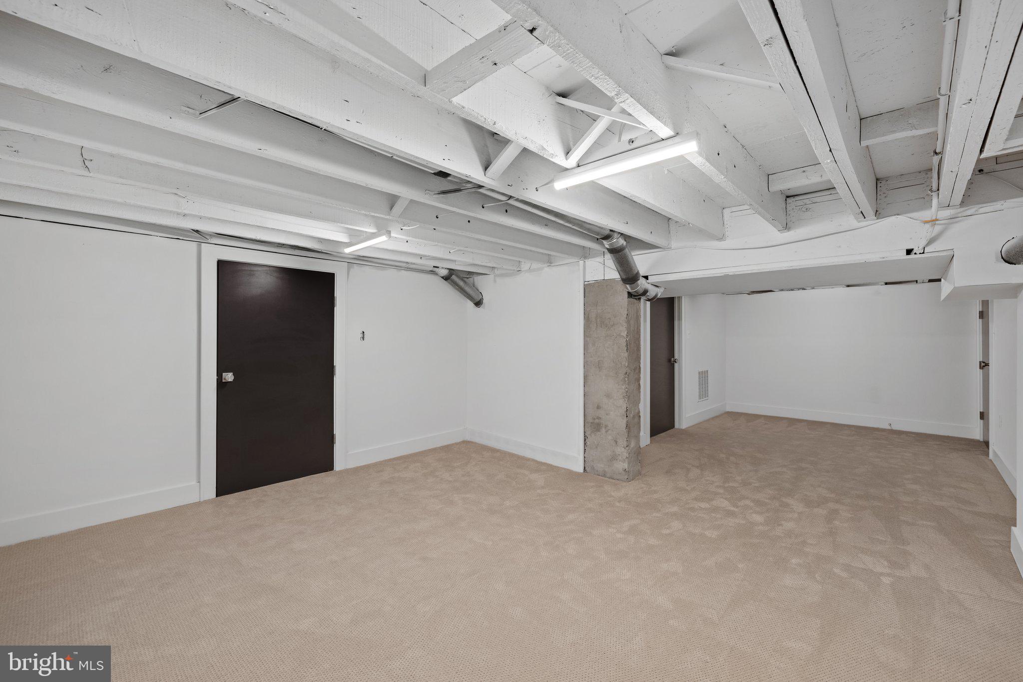 209 E Del Ray Ave