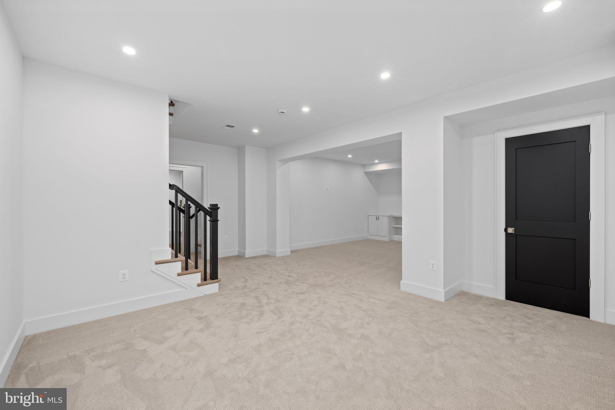 209 E Del Ray Ave