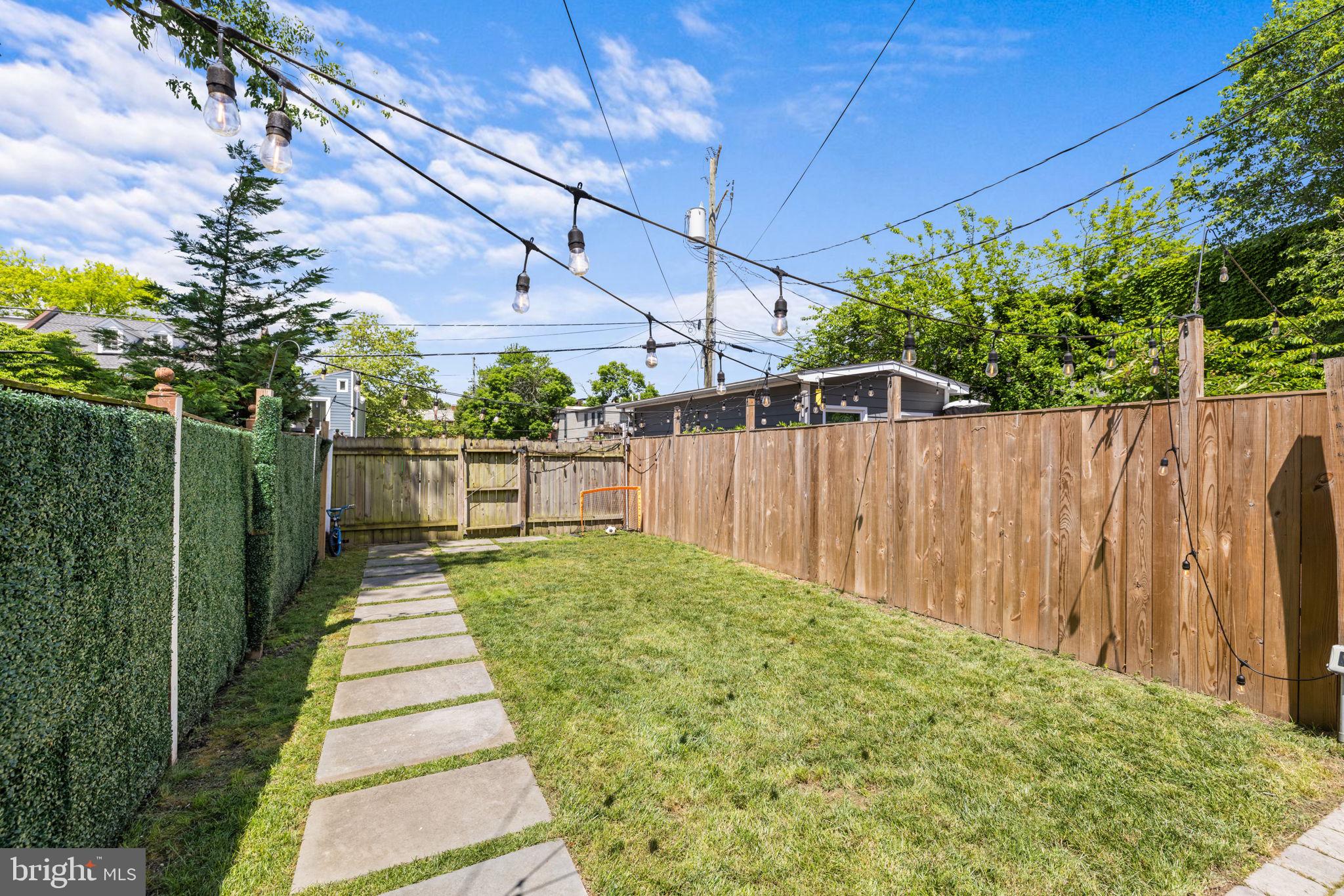 414 N Patrick St