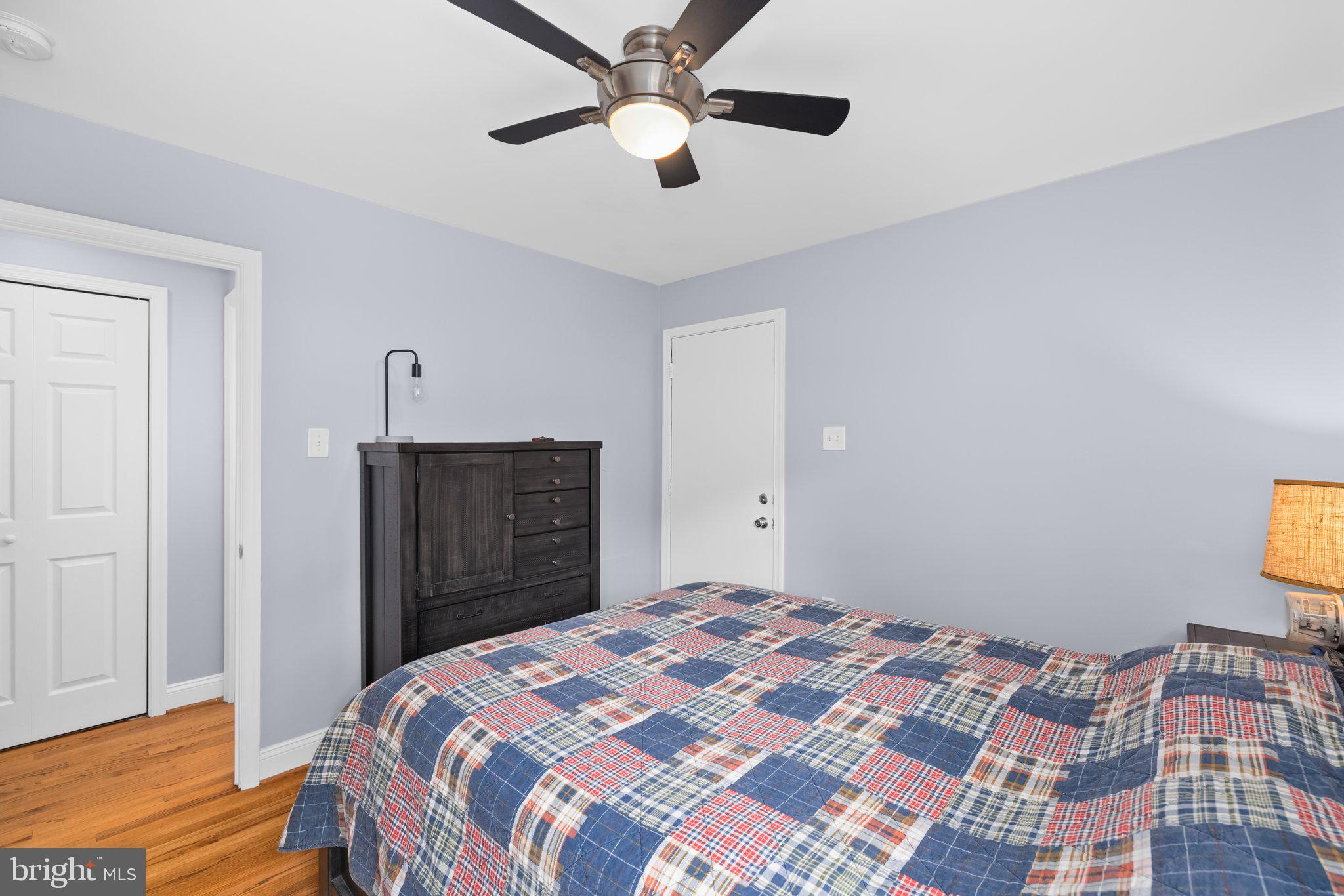 100 1/2 E Reed Ave