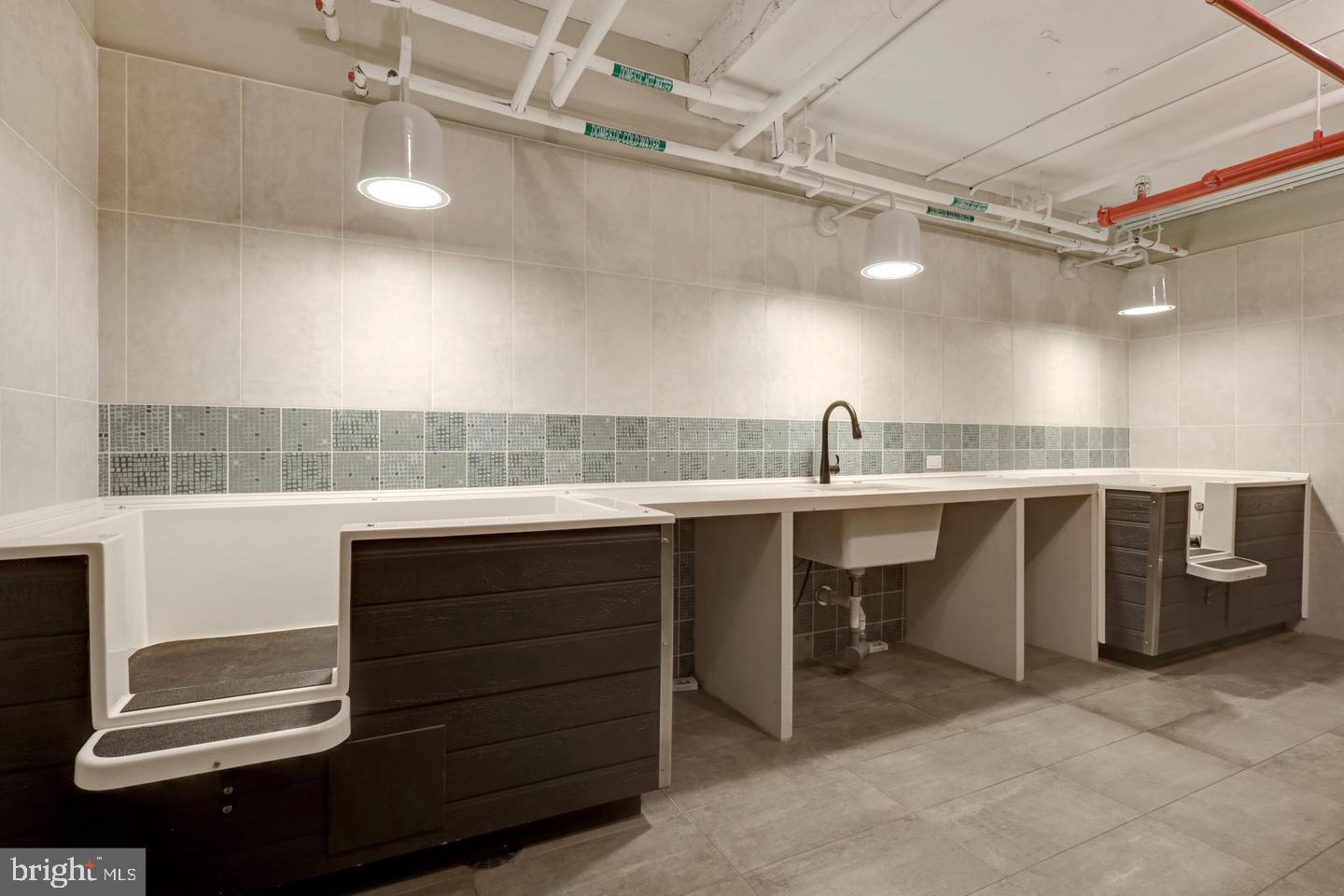 925 N FAIRFAX ST #1104