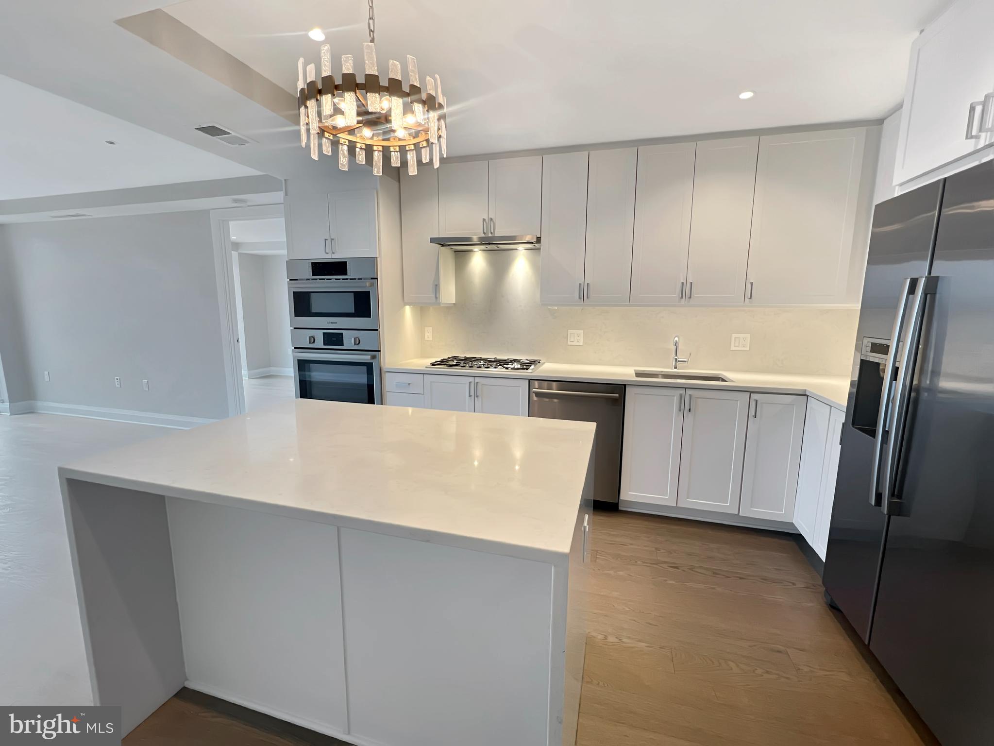 925 N FAIRFAX ST #1104