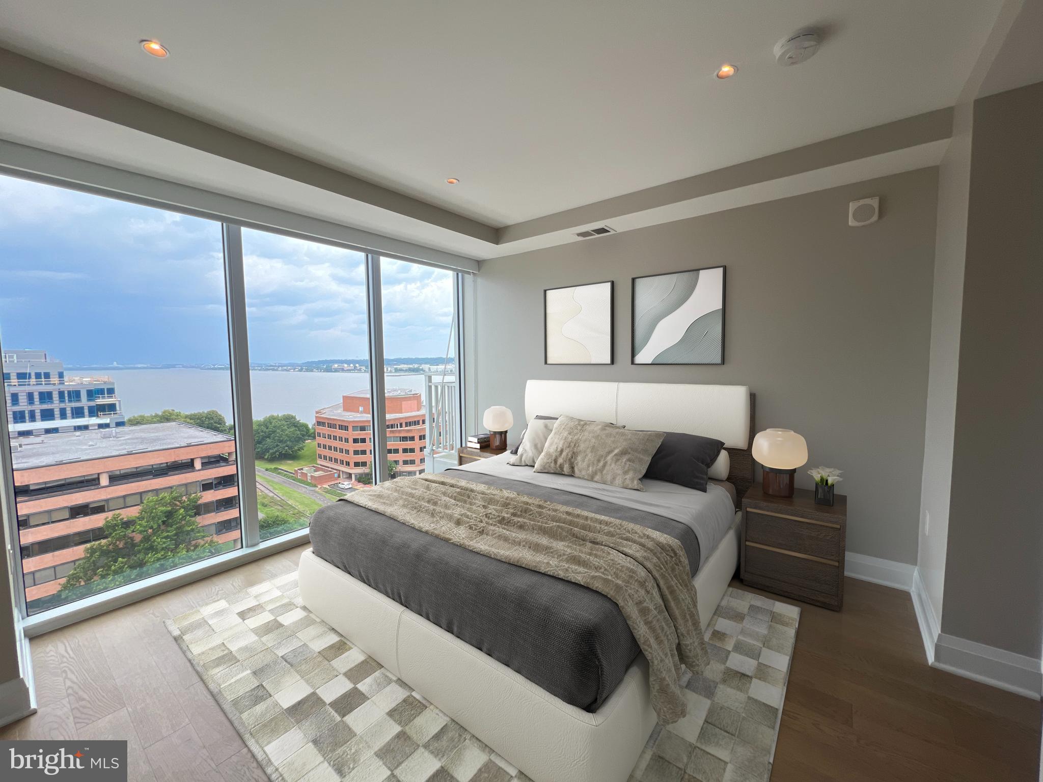 925 N FAIRFAX ST #1104