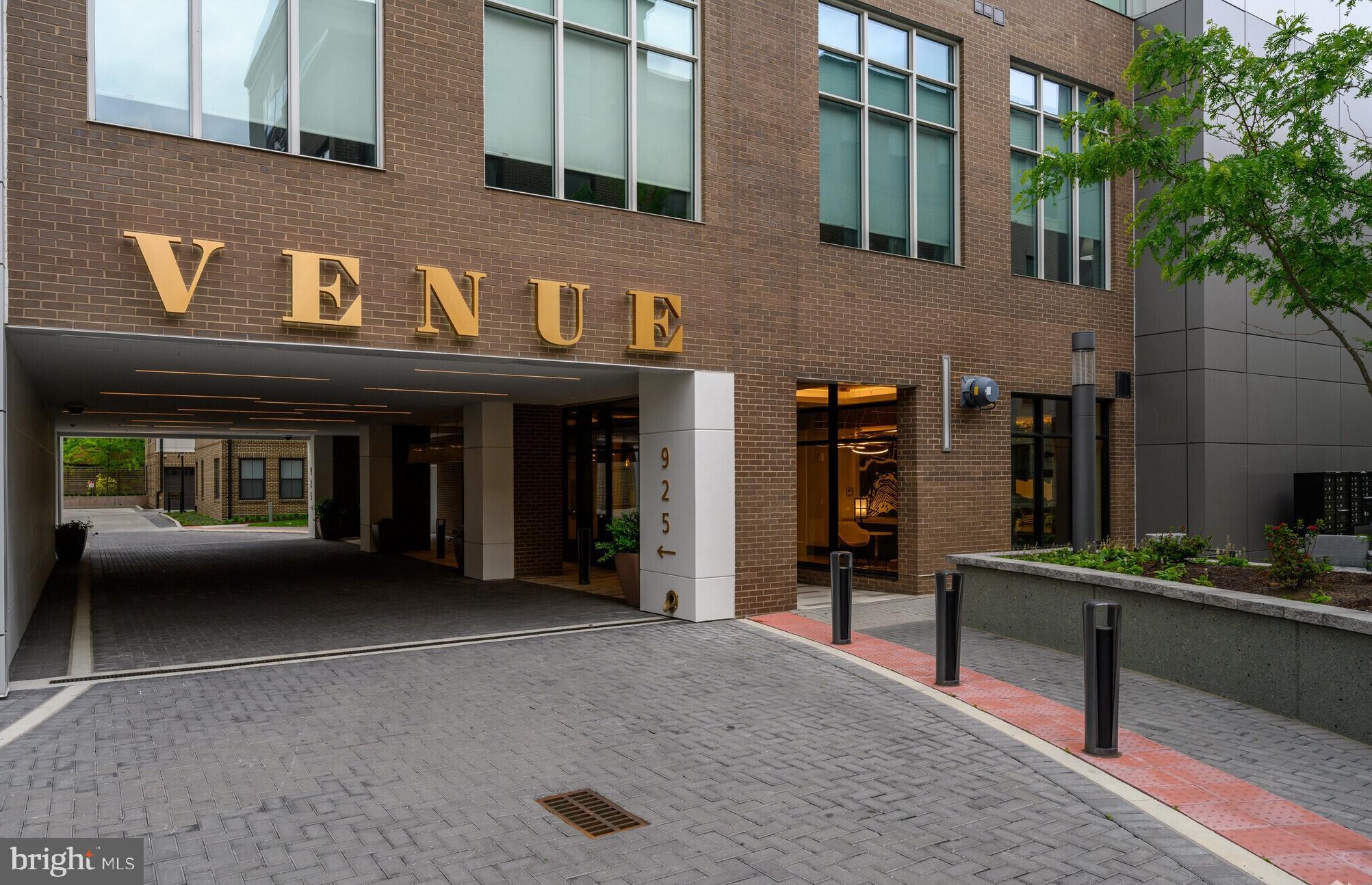 925 N FAIRFAX ST #1104