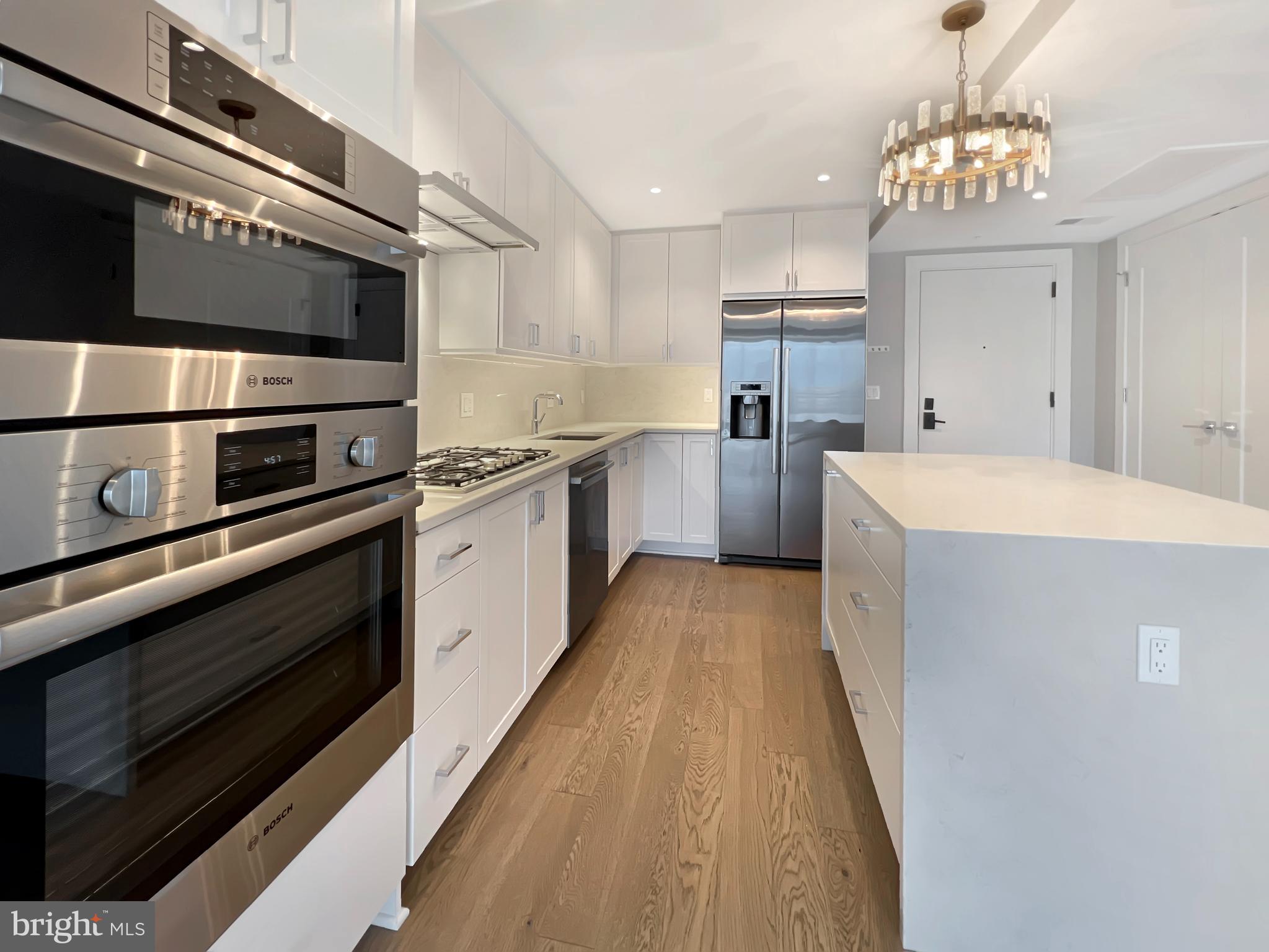 925 N FAIRFAX ST #1104