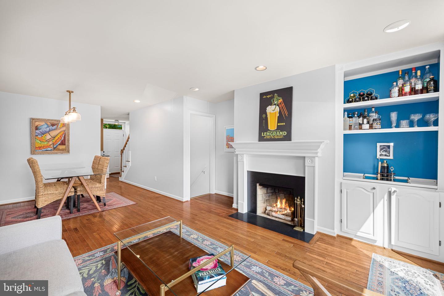 535 COLECROFT CT