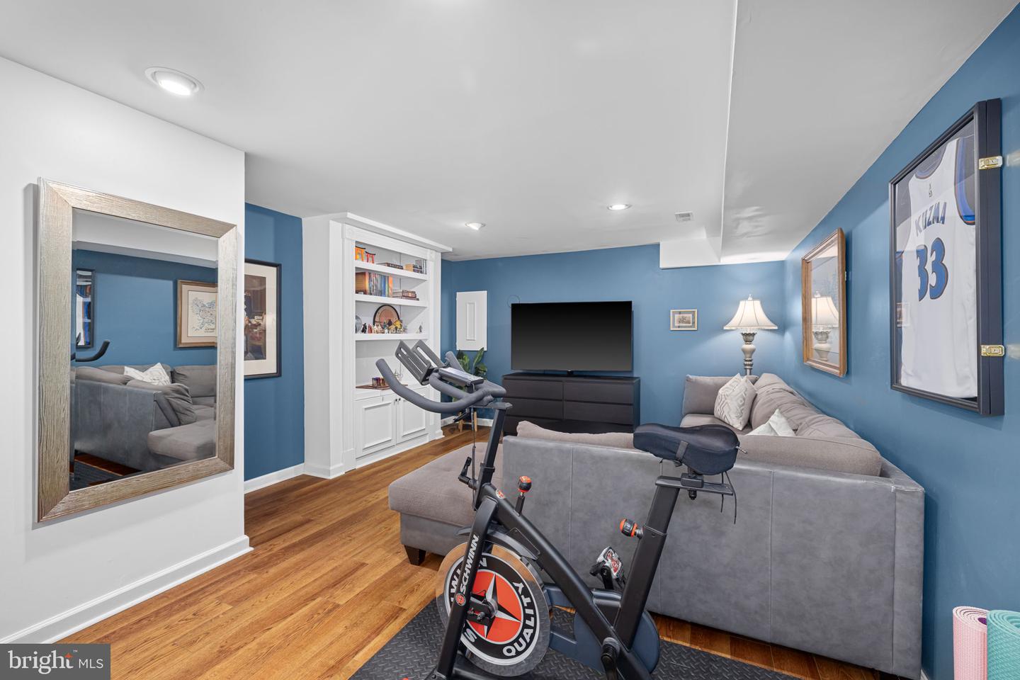535 COLECROFT CT
