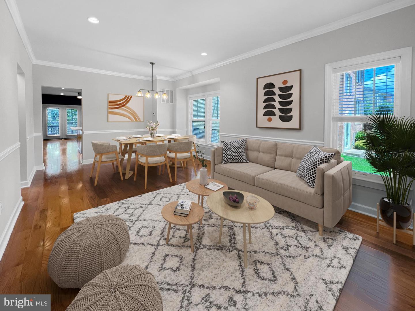 23 W CHAPMAN ST W