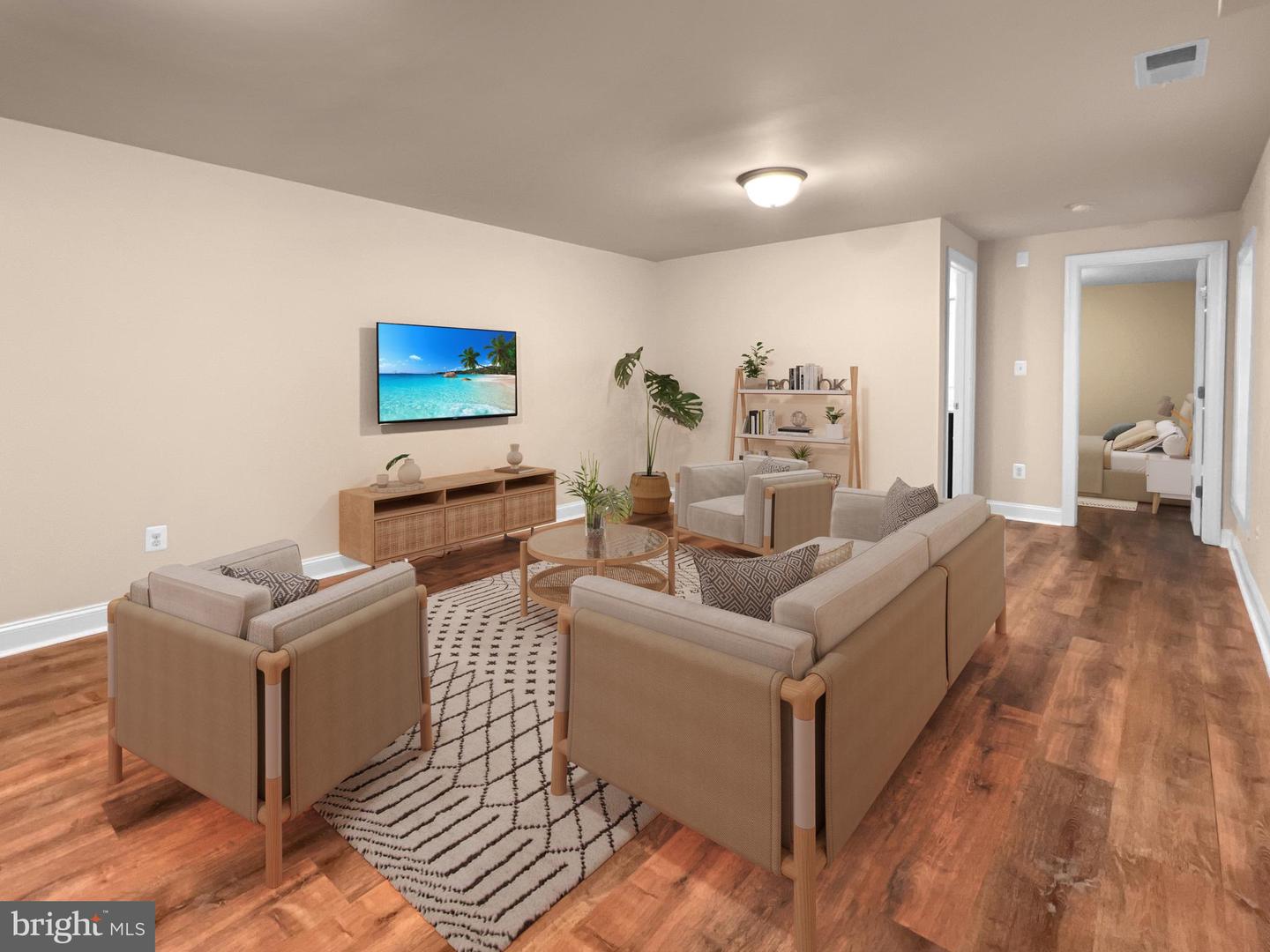 23 W CHAPMAN ST W
