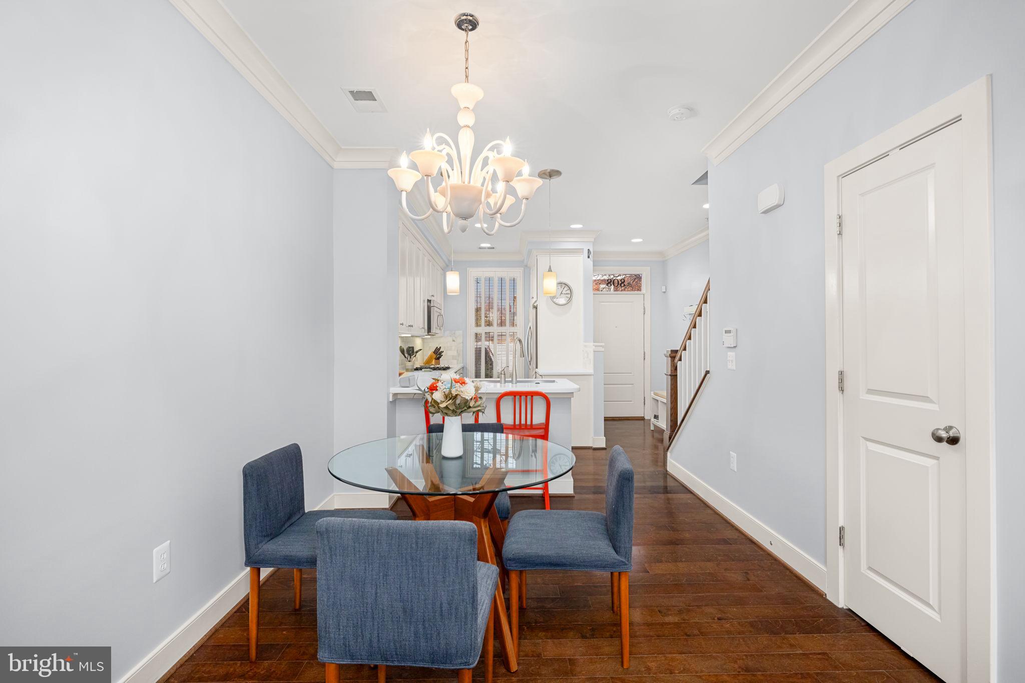 808 MONTGOMERY STREET