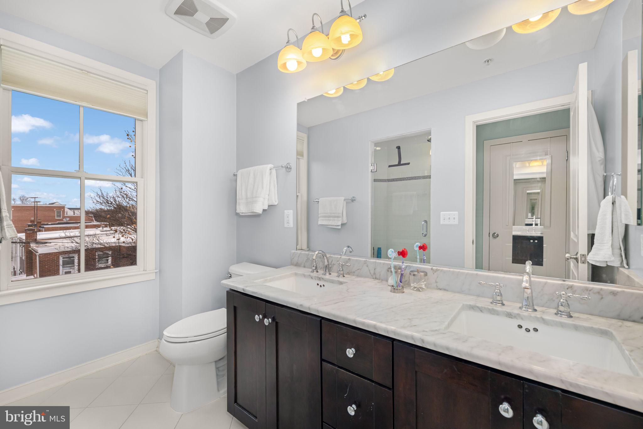 808 MONTGOMERY STREET