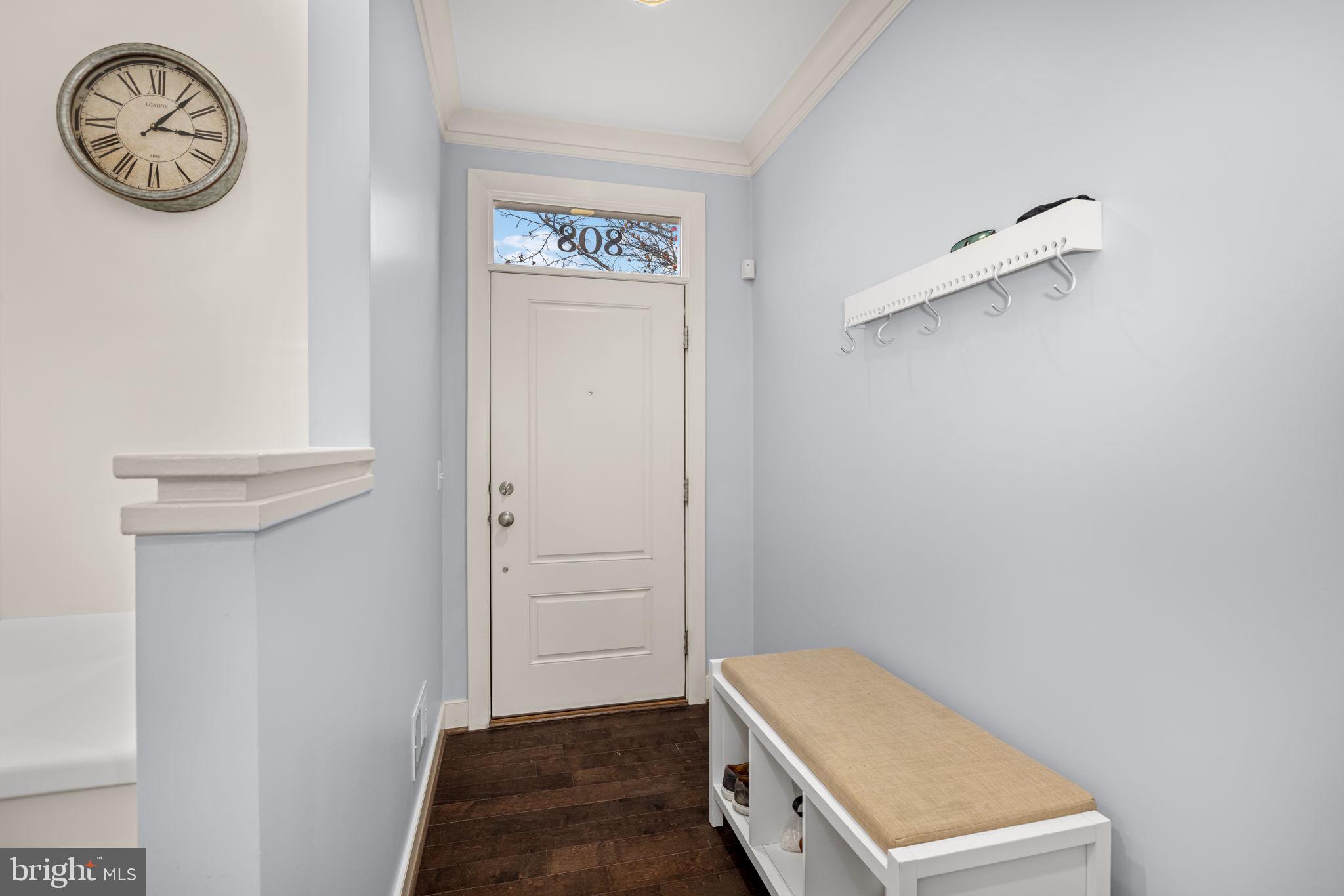 808 MONTGOMERY STREET