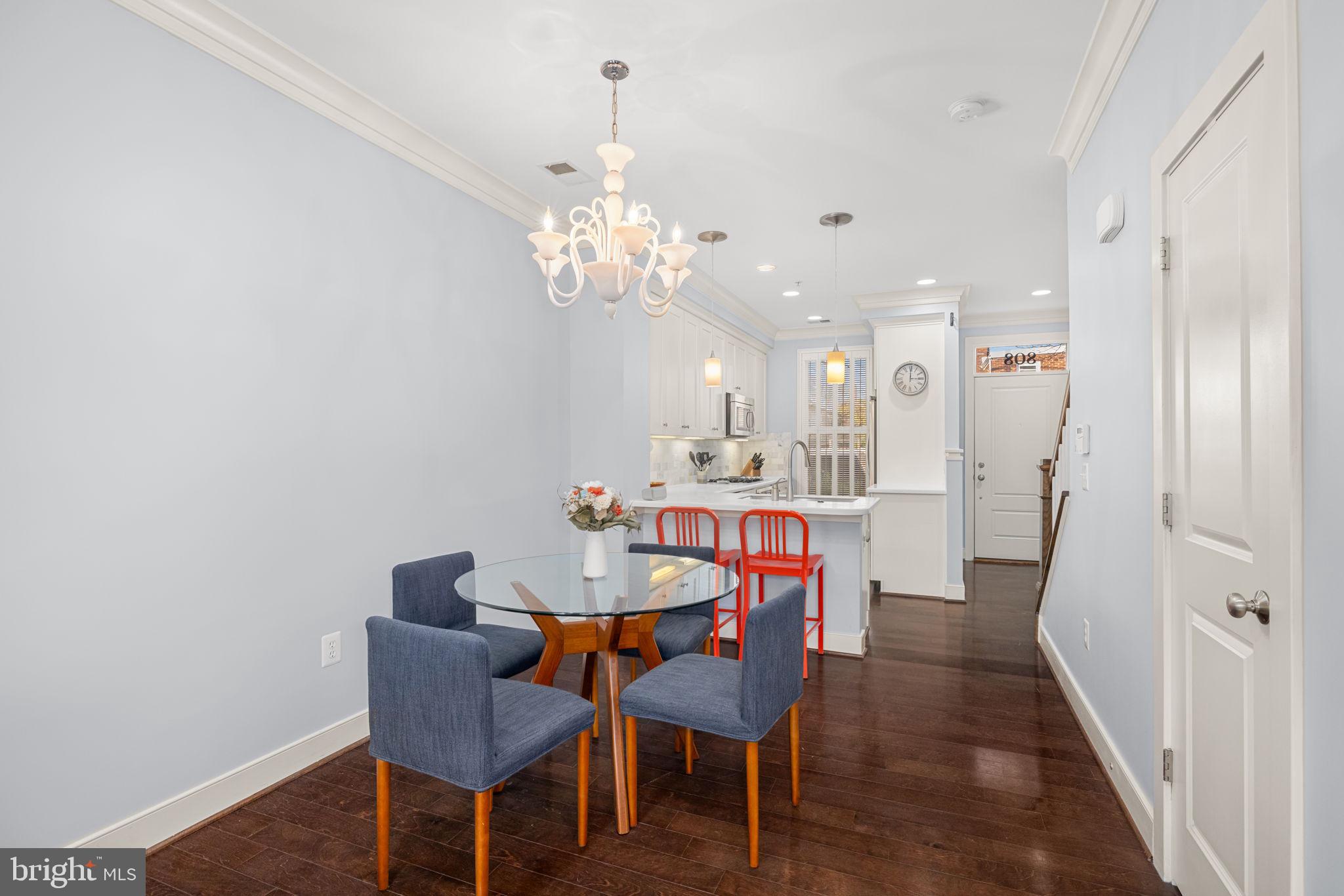 808 MONTGOMERY STREET