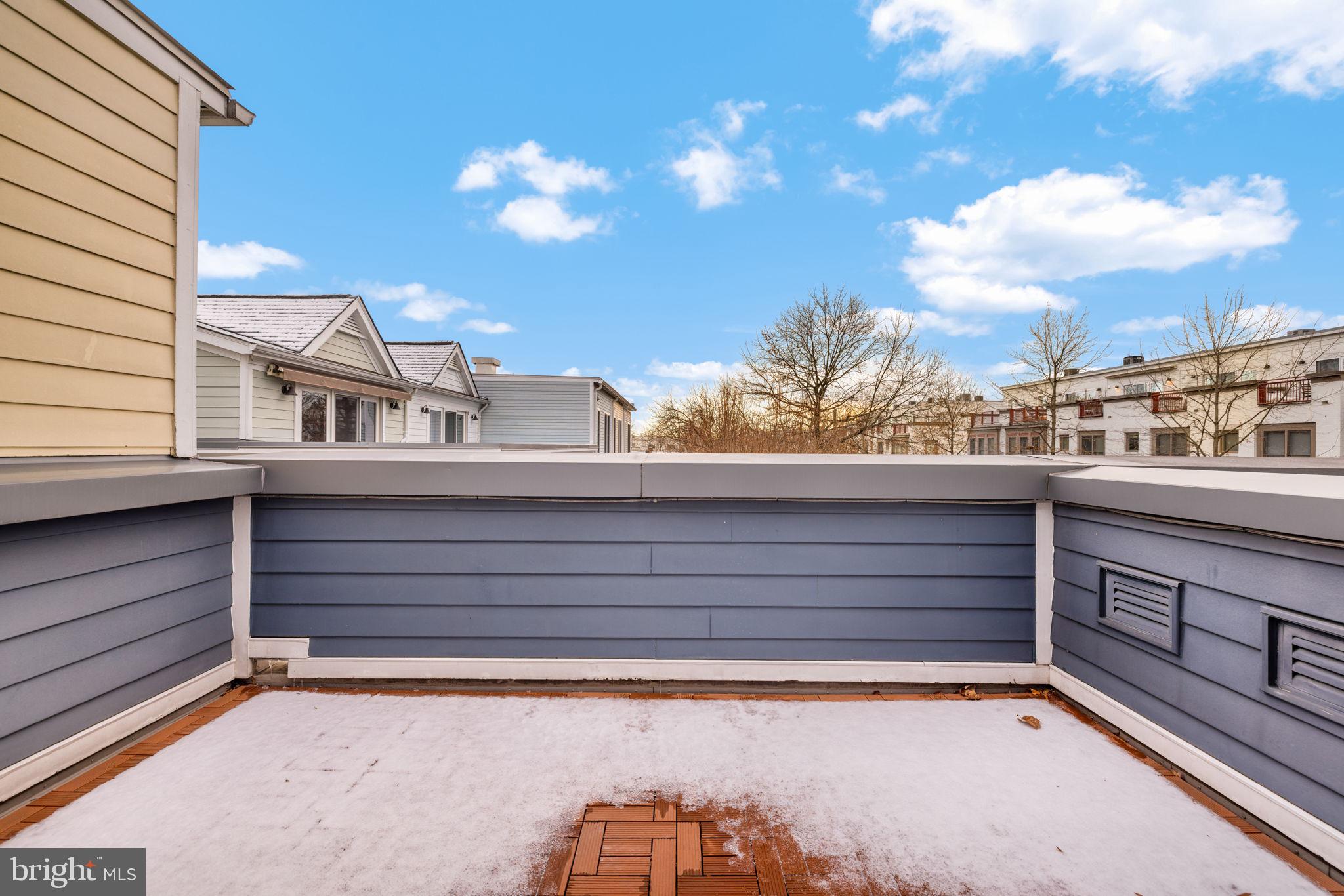 808 MONTGOMERY STREET