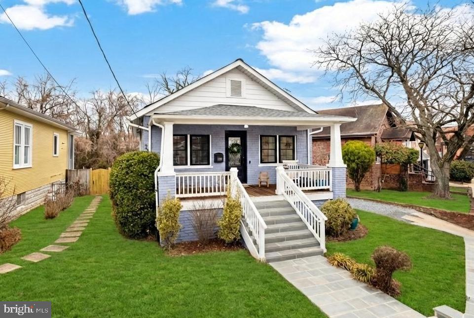 2205 E RANDOLPH AVENUE