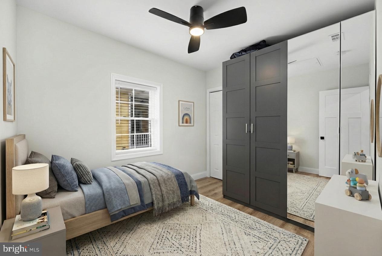 2205 E RANDOLPH AVENUE