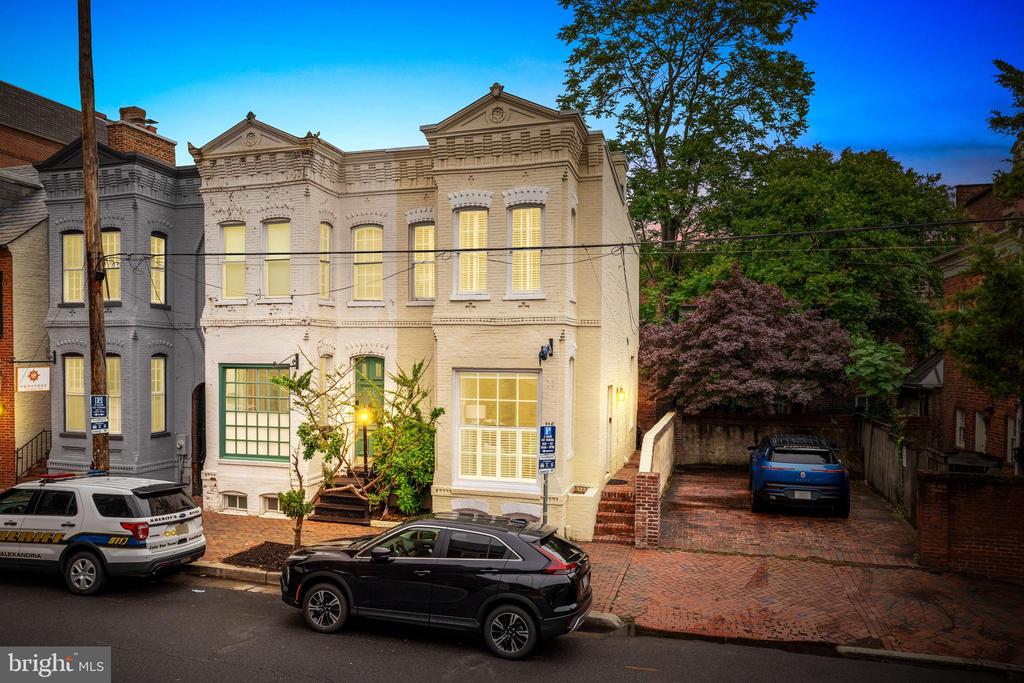 116 S PITT STREET