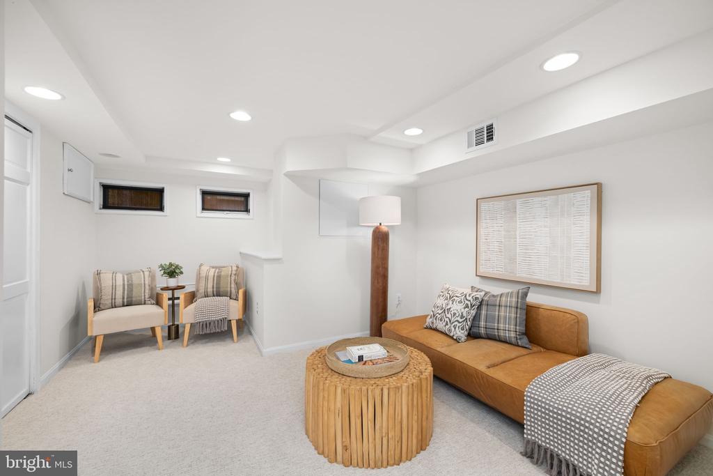 116 S PITT STREET
