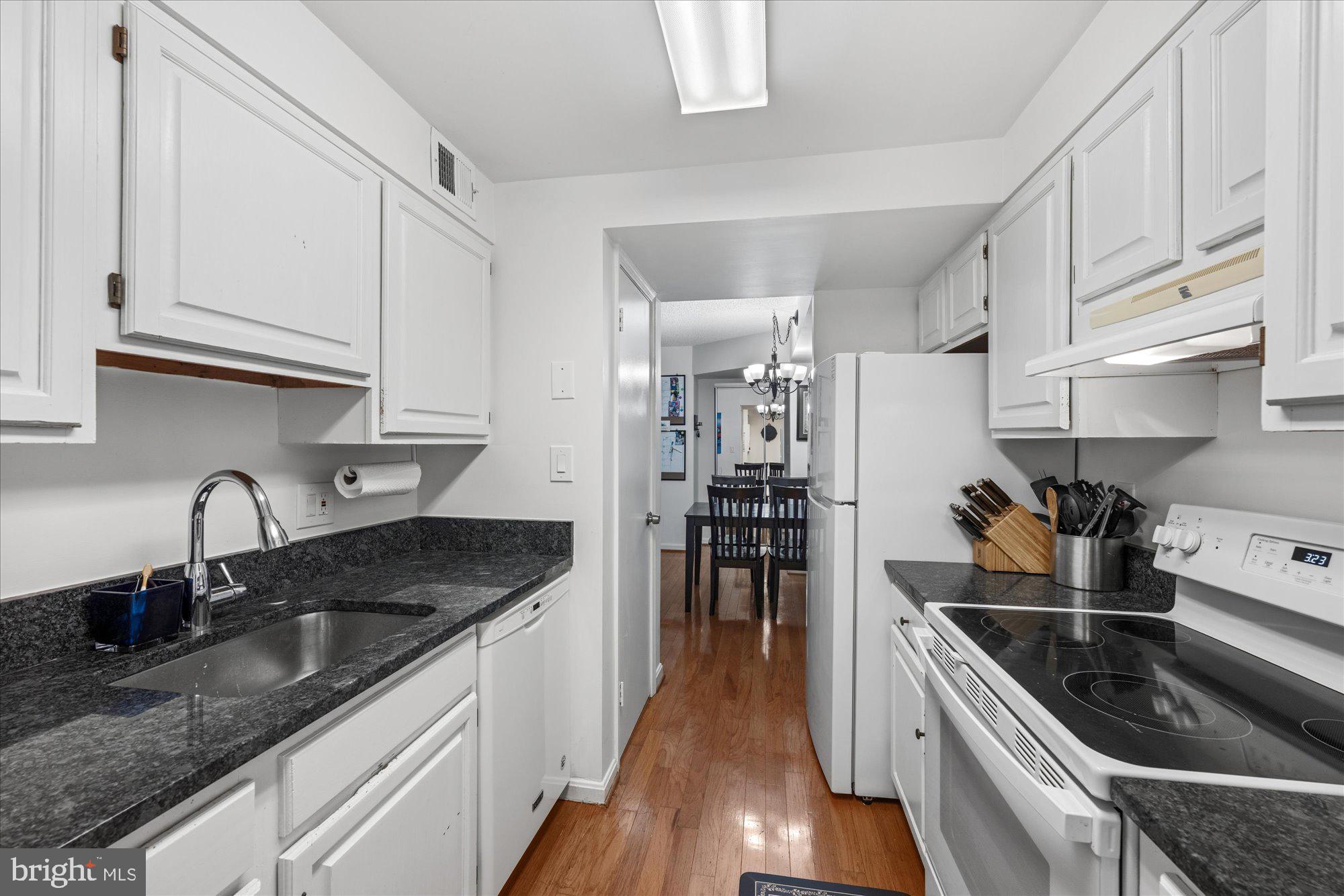 805 N HOWARD STREET N 246