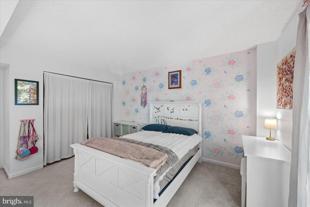 805 N HOWARD STREET N 246