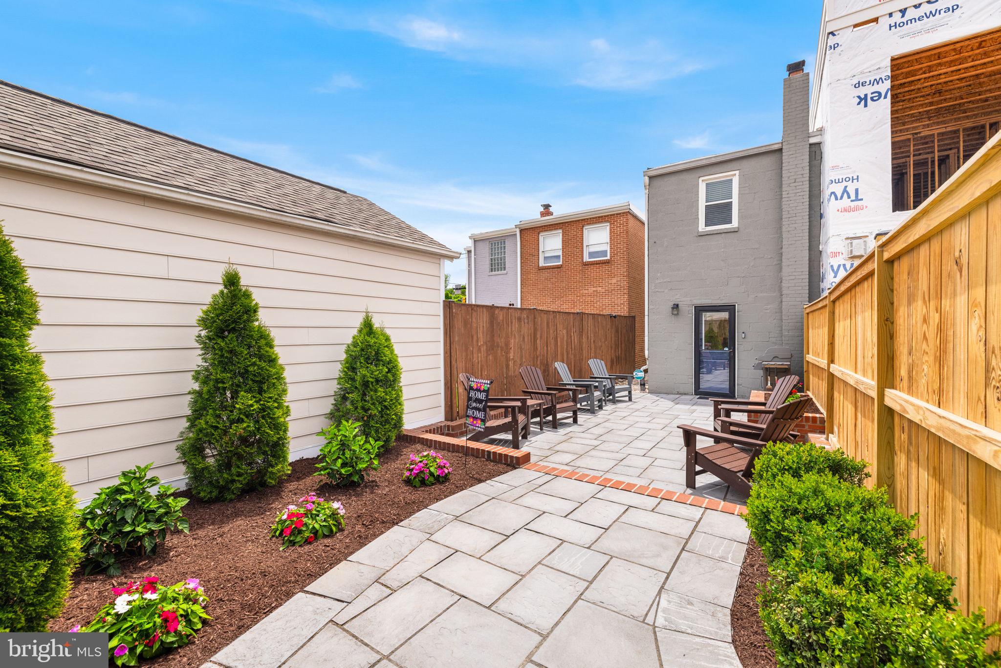 1005 ORONOCO STREET