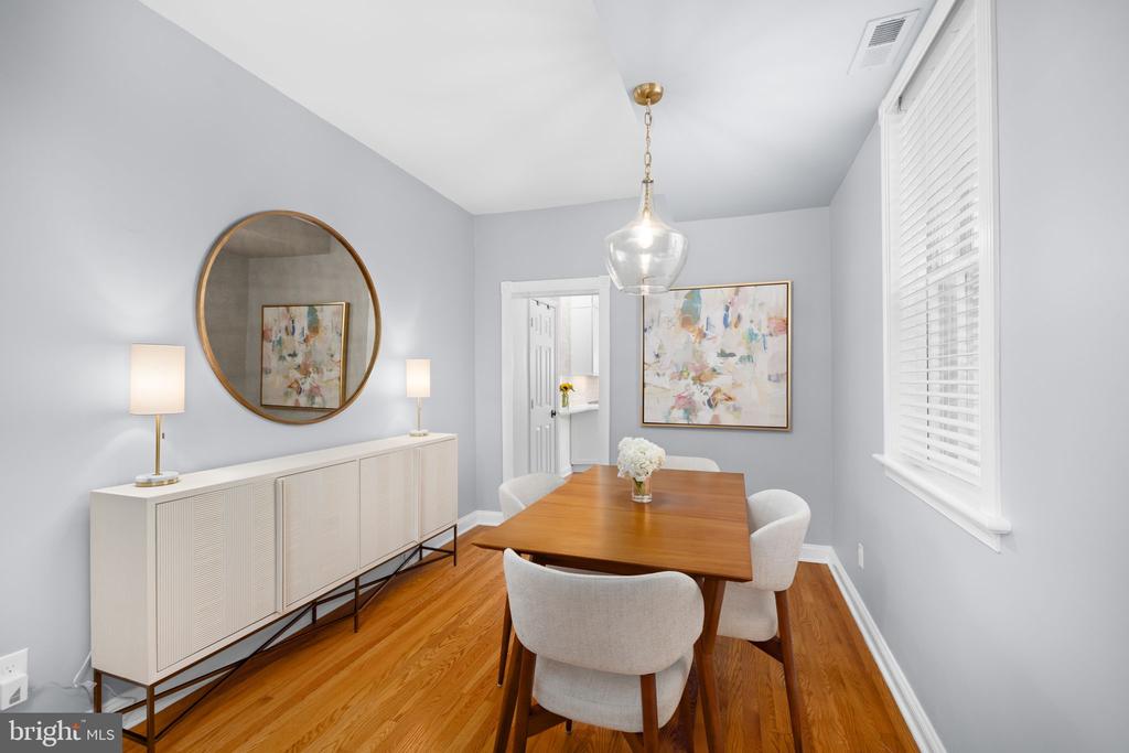 1005 ORONOCO STREET