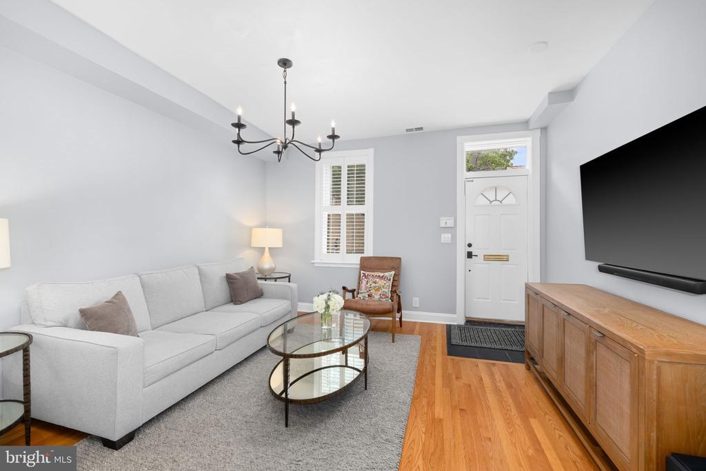 1005 ORONOCO STREET