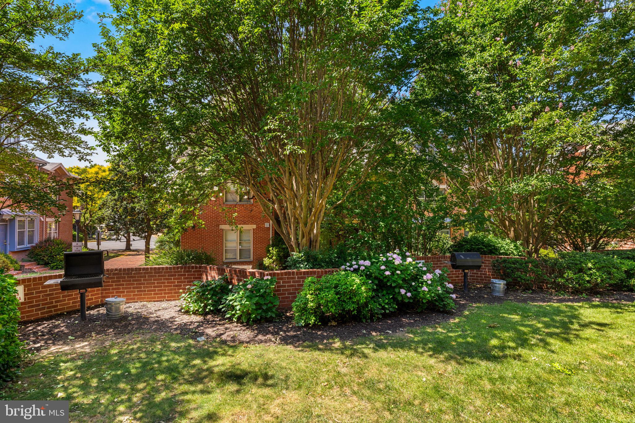 545 E BRADDOCK ROAD E 408