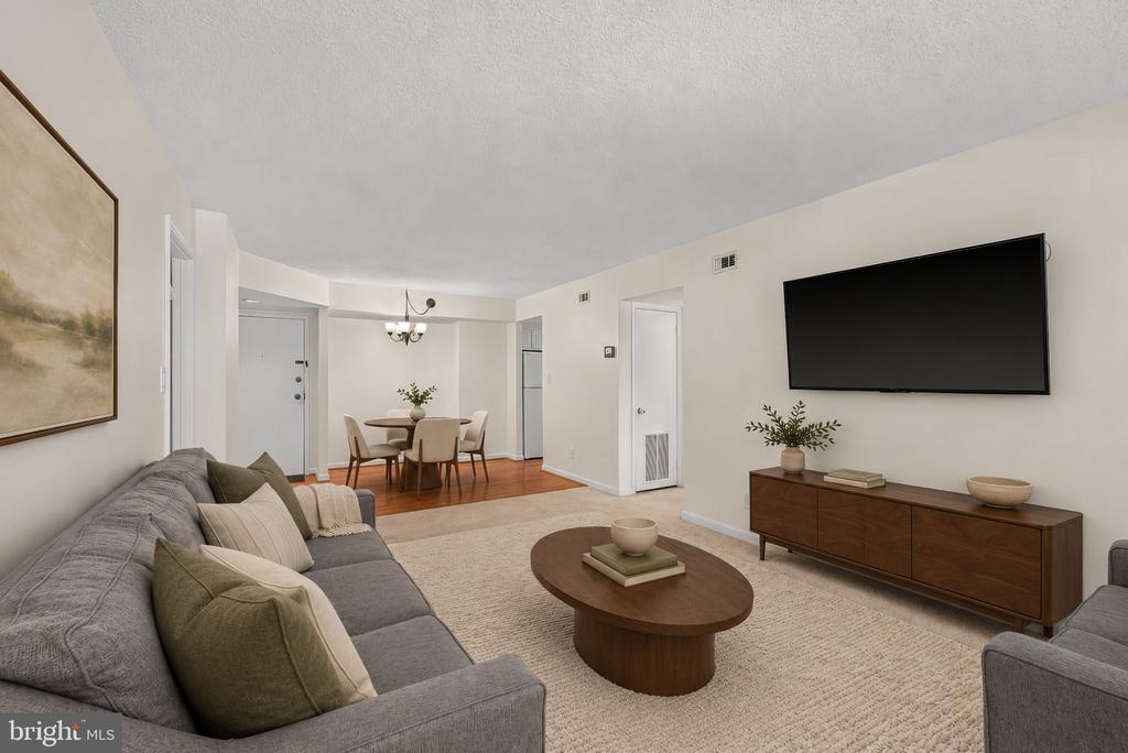 805 N HOWARD STREET N Unit: 246