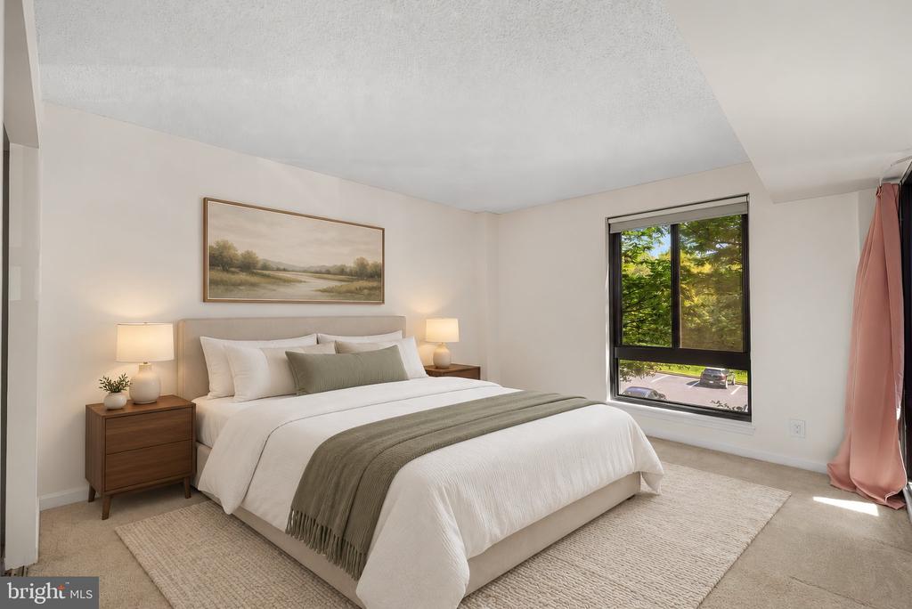 805 N HOWARD STREET N Unit: 246