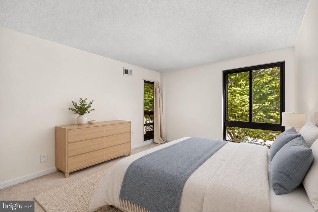 805 N HOWARD STREET N Unit: 246