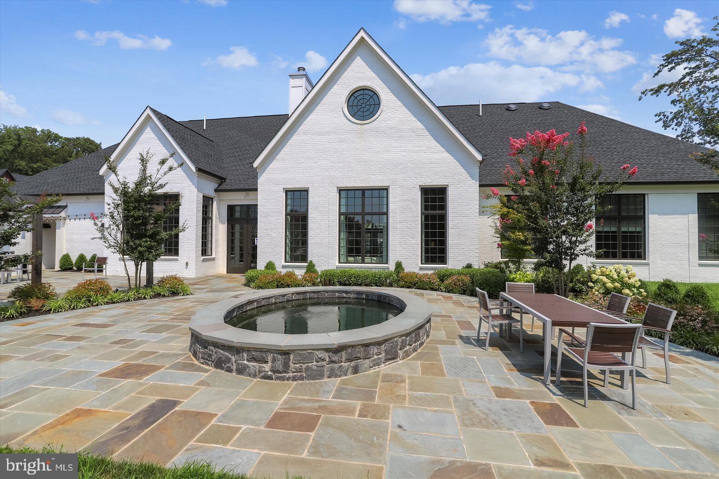 6151 Olivet Dr