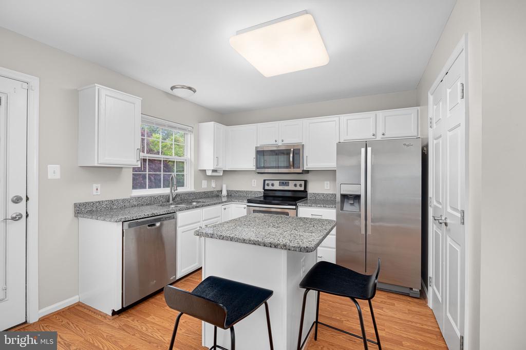 6387 Michael Robert Dr