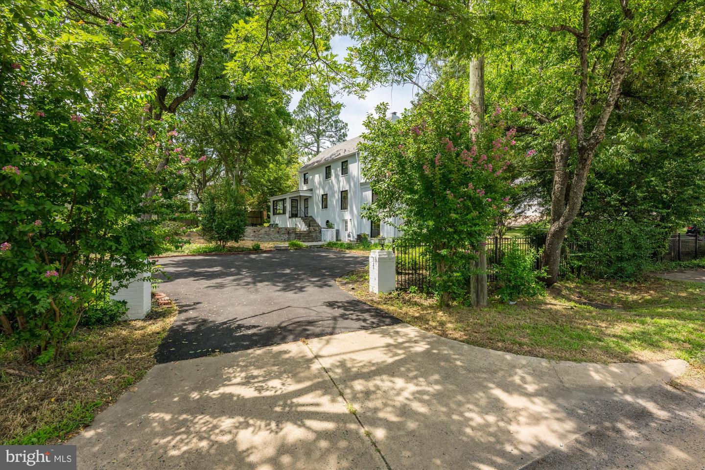 1901 Belle Haven Rd