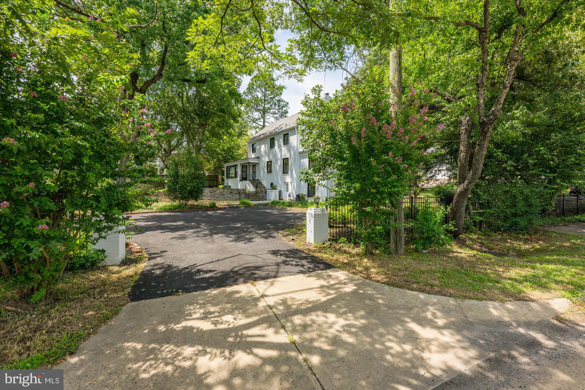 1901 Belle Haven Rd
