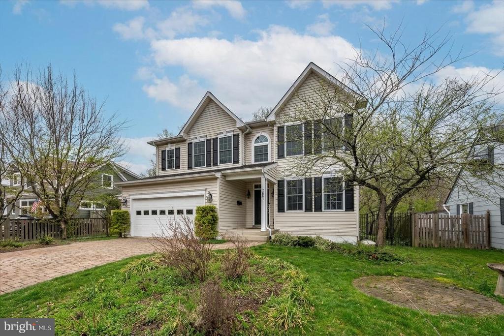 7009 QUANDER ROAD