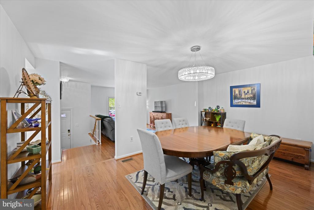 7730 SHOOTINGSTAR DRIVE