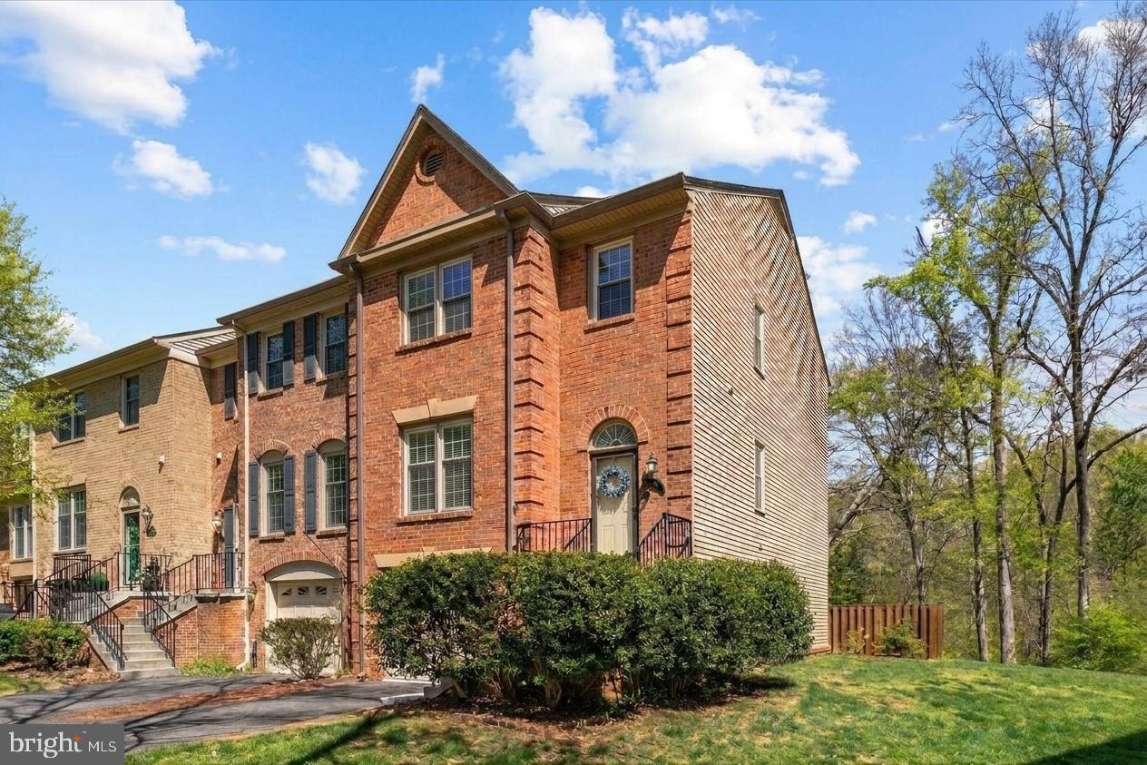 7730 SHOOTINGSTAR DRIVE