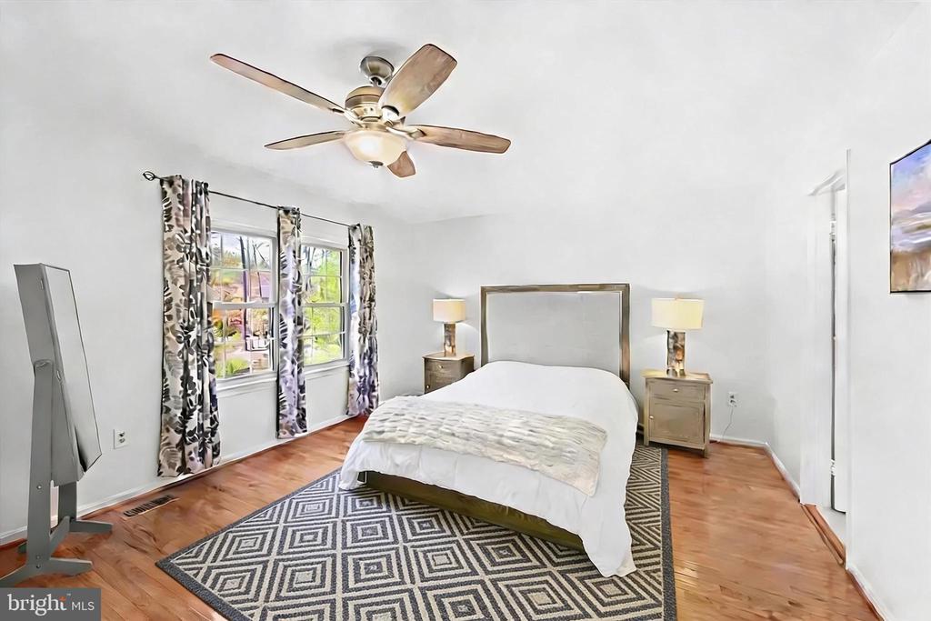7730 SHOOTINGSTAR DRIVE