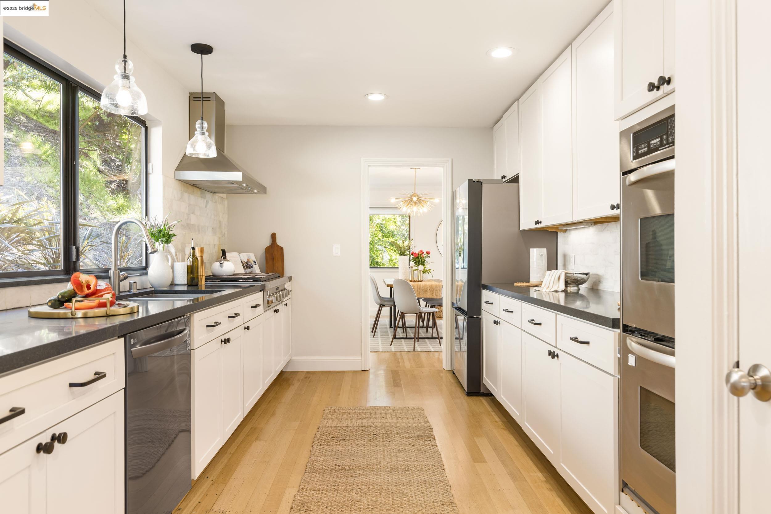 1721 Trestle Glen Rd